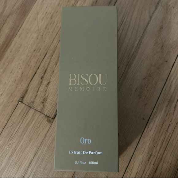 Memoire Oro Extrait De Parfum - Luxurious Gold